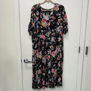 BLACK FORAL CHALLIS MIDI DRESS.